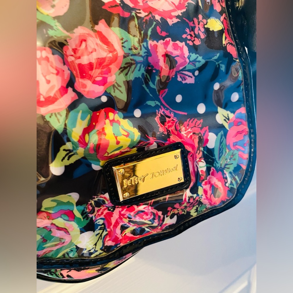 Betsey Johnson purse